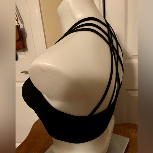 LN LOW SCOOP SPORTS BRA. RACERBACK STYLE. - Picture 3 of 7